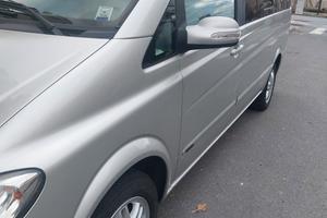 pulmino mercedes viano per trasporto disabili  