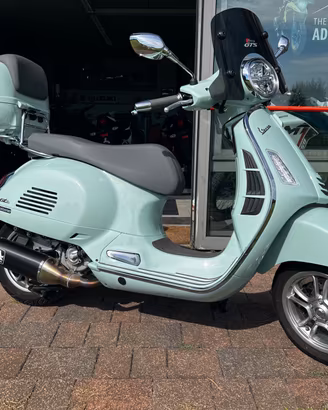 Vespa GTS 300 310 Hpe