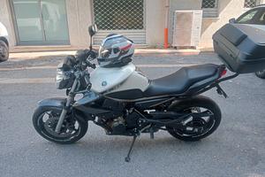 moto Yamaha xj6 