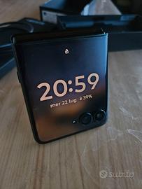 Motorola Razr 60 Ultra 5G 512GB - Garanzia Ufficia