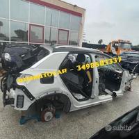 Volkswagen T-Roc 2023 Scocca per tagliate