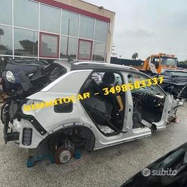 Volkswagen T-Roc 2023 Scocca per tagliate