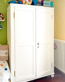 ► ARMADIO D'ANTIQUARIATO in noce '800- zona Padova