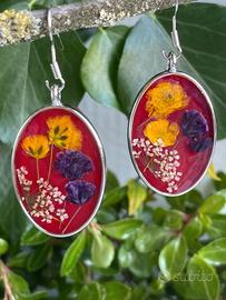 orecchini in resina con fiori veri 