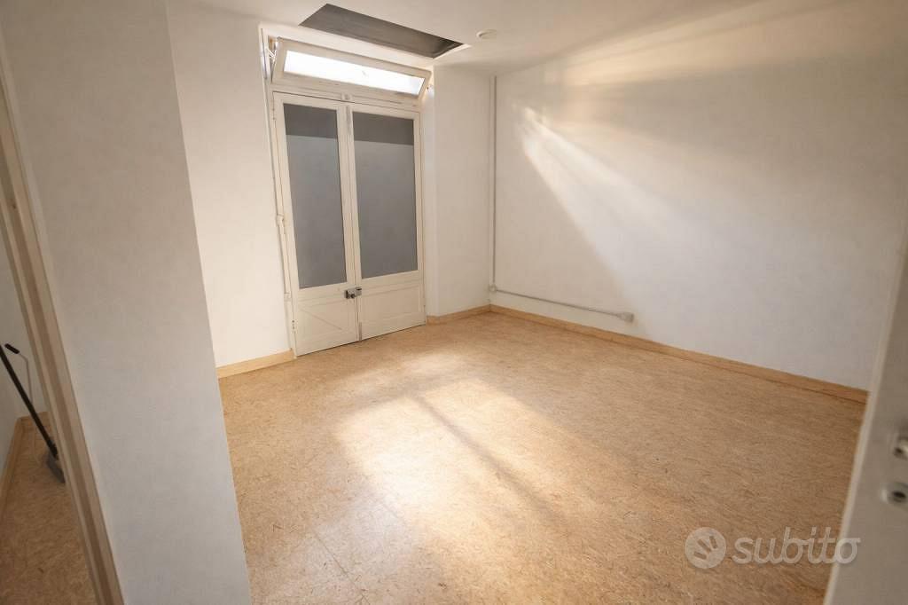 Immobile di 46 m² con 2 locali a Torino - Altro