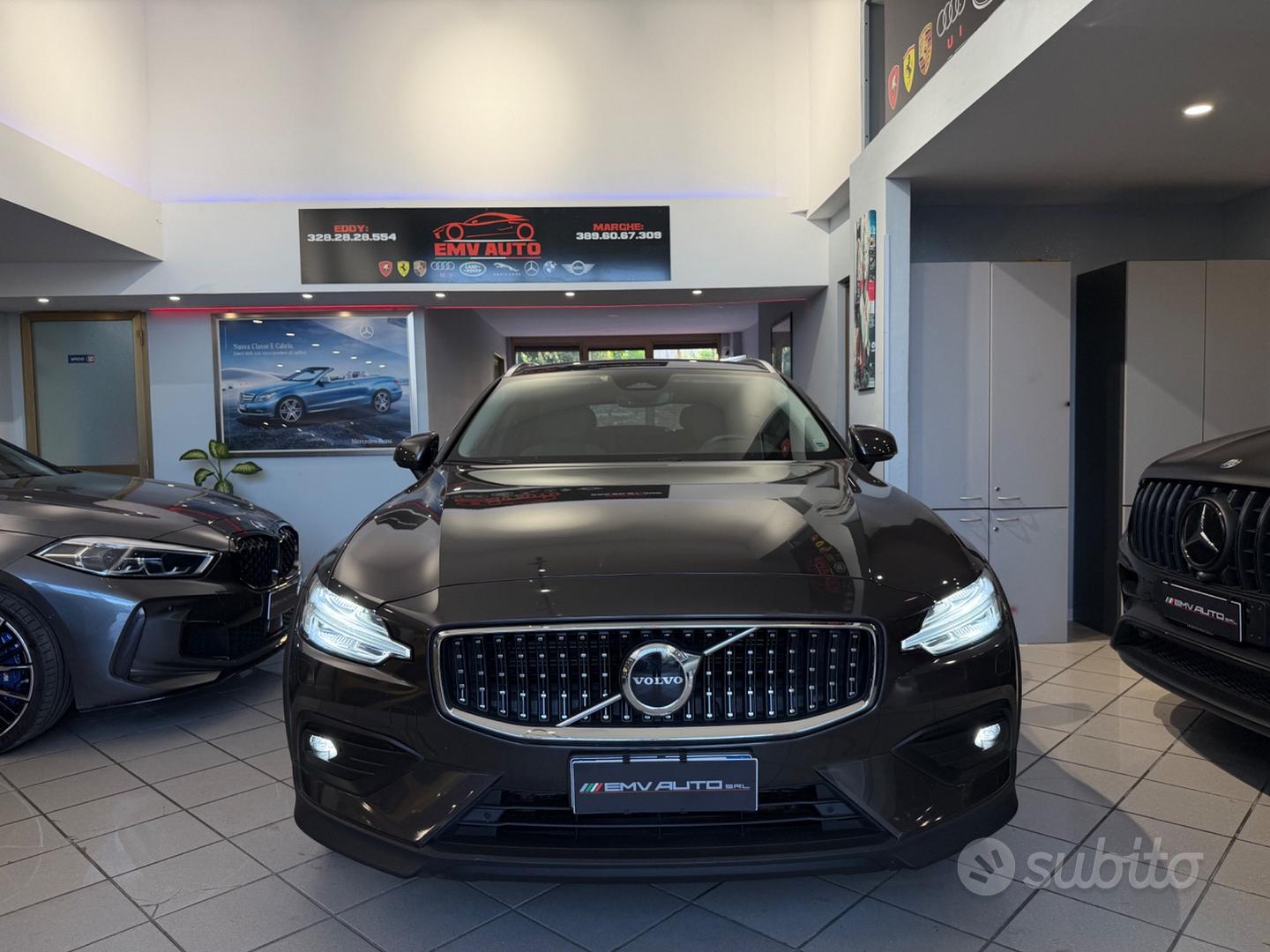 Volvo V60 2023 photo 2