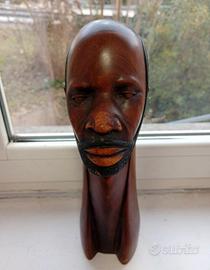 statua africana in legno da esposizione 