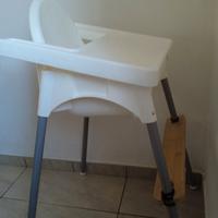 seggiolone Ikea completo di vassoio e poggia piedi