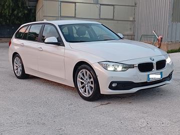Bmw 320 320d xDrive Touring Luxury
