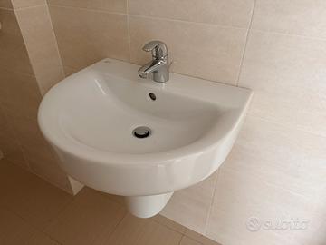 Coppia Lavabi Ideal Standard con Miscelatore