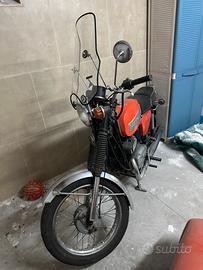 Jawa 350 tipo 634 sidecar velorex 562