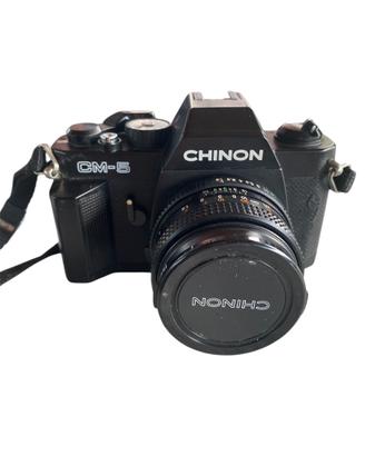 Macchina fotografica analogica Chinon