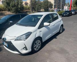 Yaris hibrid