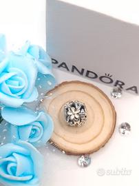 charm originale pandora margherite 
