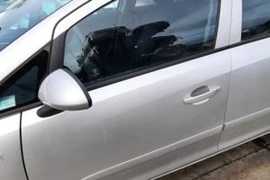 OPEL CORSA 2007 - PORTA ANTERIORE SINISTRO