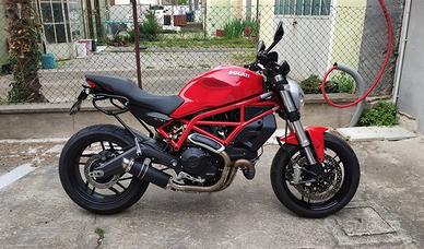 Thunder Titanium Black Ducati Monster 797