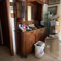 Credenza antica del '900