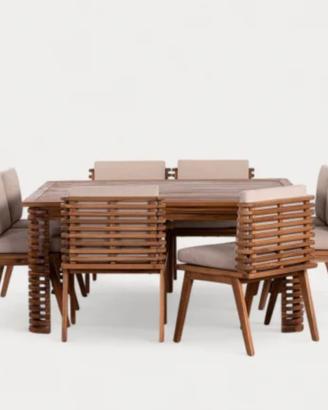 Tavolo in legno di acacia