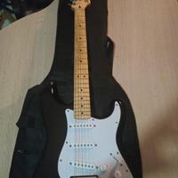 Fender squire sonic stratocaster 