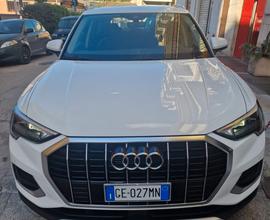 Audi Q3 35 TDI S tronic Business Advanced