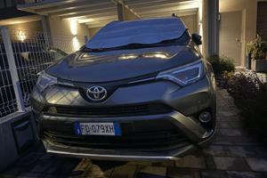 Toyota rav4 2016 143 cv style