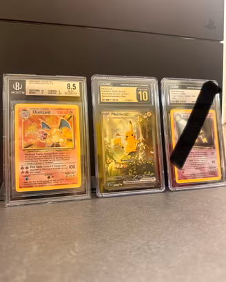 Carte Pokemon Charizard Pikachu Alakazam