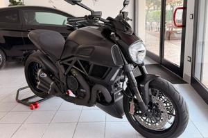 Ducati Diavel Dark