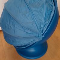 Poltrona Lomsk ikea girevole blu con copertura