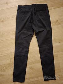 Tommy Hilfiger pantaloni chinos uomo.