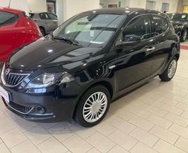 LANCIA Ypsilon 1.0 70cv 5 porte Hybrid Silver