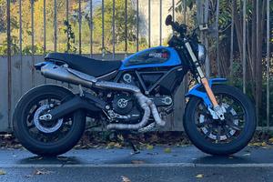 Ducati Scrumbler 800 (+ 6000€ di accessori)