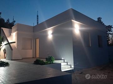 Villetta fra Gallipoli e Otranto con giardino