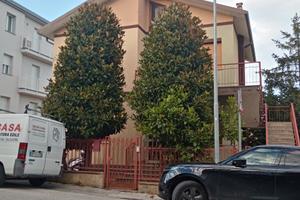 Bifamiliare zona soria/baia