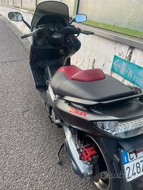 T Max motore rotto