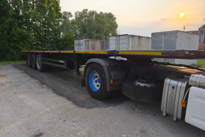 Semirimorchio Kogel portacontainer