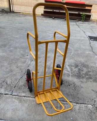Carrello saliscale