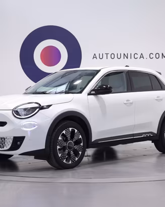 Fiat 600 HYBRID 110 CV DCT MHEV LA PRIMA AUTOMATIC