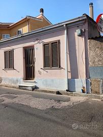 Casa singola campidanese con ampio cortile