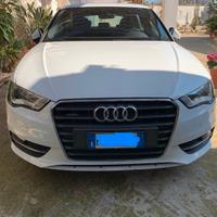 Fari Alogeni e Griglia per Audi mod. A3 2014/2017