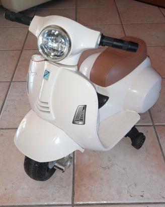 Mini Vespa GTS 6V moto elettrica per bambini