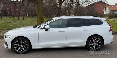 Volvo V60 II T6 AWD TwinEngine PHEV