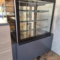 Vetrina verticale refrigerata