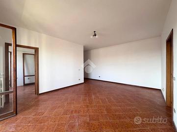 3 LOCALI A LECCE