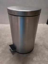 Pattumiera in acciaio satinato 