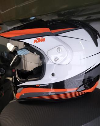 Casco Arai Tour X4