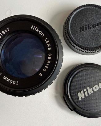 Nikon Obiettivo 100mm