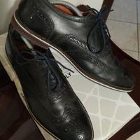 Scarpe eleganti da uomo, modello  (Oxford) 