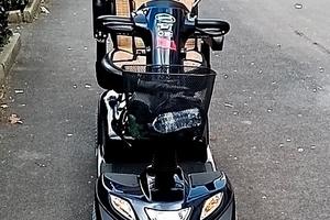 Scooter Elettrico INVACARE COMET