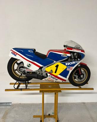 Replica Honda HRC 50cc FreddieSpencer artigianale