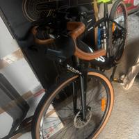 Bici da corsa elettrica XP ALLROAD 700